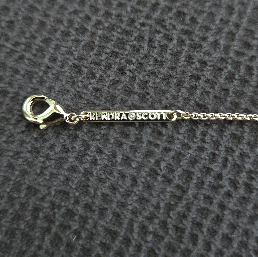 Kendra Scott "Jaxon" Gold💛 Short Pendant Necklace - NWT - Picture 8 of 16
